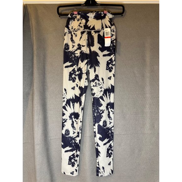 Blue and Gray Floral print Leggings by Felina.  NWT - Picture 2 of 3